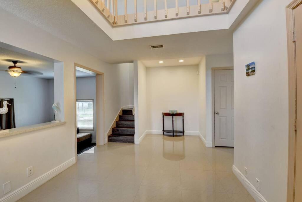 5 Bedroom Mansion With Pool And Non-Heated Jacuzzi Games In بوينتون المظهر الخارجي الصورة